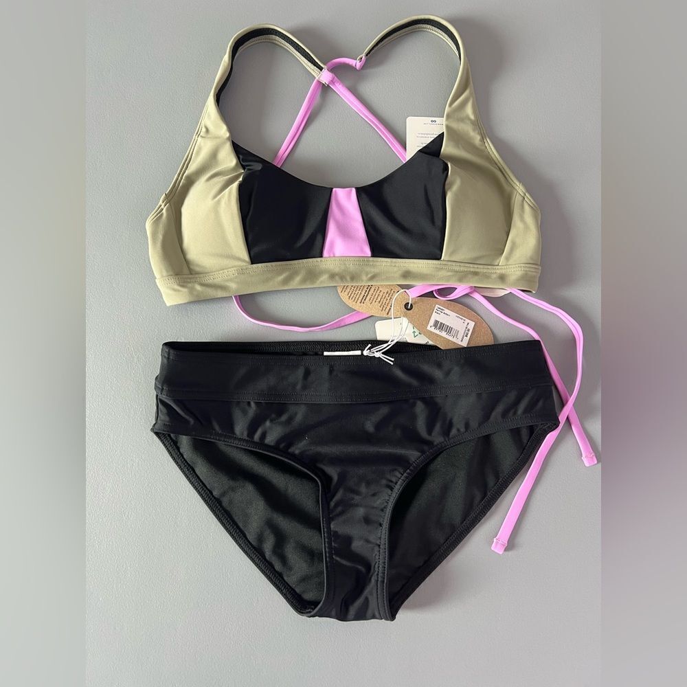NWT PrAna Tulum Top in Black Color Block and Ramba Bottom Black Size XS